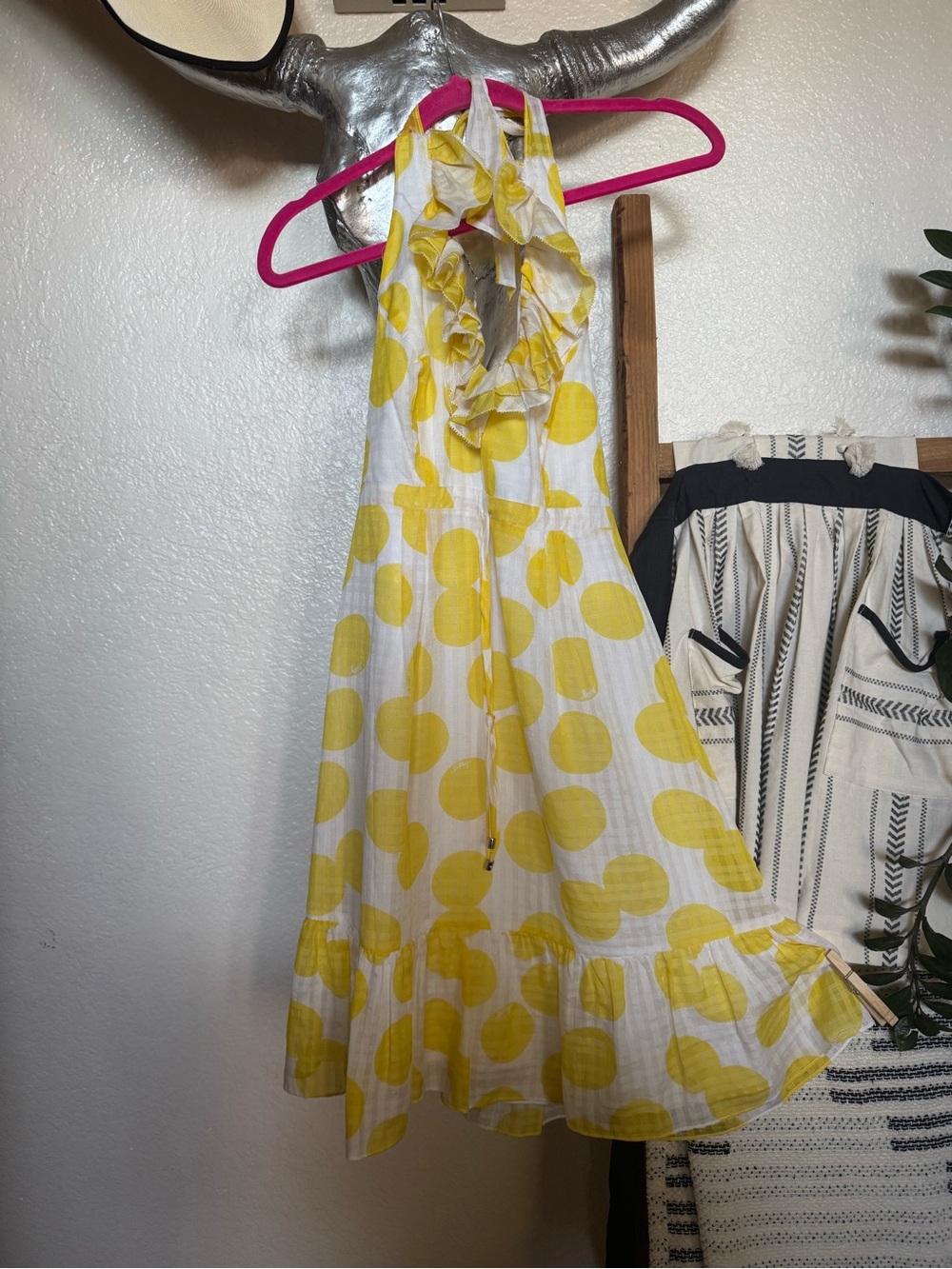 Lilly Pulitzer Yellow & White Silk Blend Halter Ruffle Dress Size 0 - Picture 2 of 10